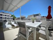 Apt GH - 50 meters from beach