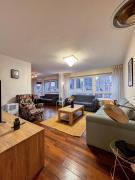 Paris View Direct Access Apartment 10 people