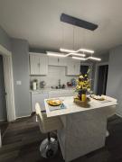 Top East Hartford