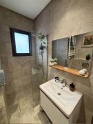 A quit apartment in tamansort Residence