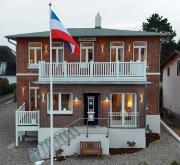 Villa Johanna App 2 - maritimes Wohnen in bester Lage mit Südbalkon & Garten