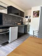 Spacious 4 room apartment billiards, chic and friendly atmosphere