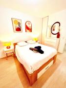 Vase dhonneur HOME proche de la gare de Corbeil ,de laéroport dOrly & de Winnoland