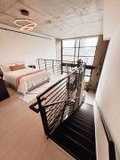 Penthouse Industrial Loft & Parking Little Italy