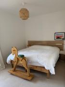 Ideal Cyclistes Km0 Ventoux RDC cour parking