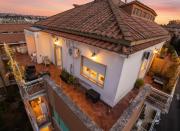 Rooftop Appia antica,silenzioso riservato two bedrooms two bathrooms