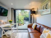 1 Bed in Highcliffe 90444