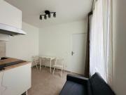 ground floor-apart near the Eiffel Tower