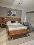 GOLDEN STAY - Flat Saint Moritz - Central, Moderno, Espaçoso, Individual ou Familia - Cama Queen e Sofá Cama Casal