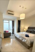 Menteng park emerald STuDiO hotel grade amenities central jakarta