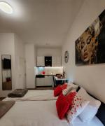 Central cozy cute studio