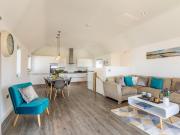 Top Westward Ho