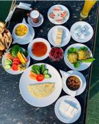 La Vista Pyramids View Hotel