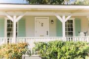 Downtown Mobile Bungalow with Free Parking and Fast WiFi