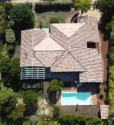 Charmante villa bois avec piscine chauffée, proche plage et commerces