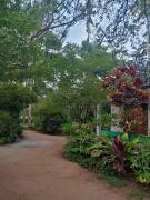 Green Park Haven Villa - 3BR -1AC - 2Non-AC with Fans