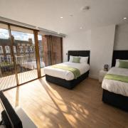 Heavenly Home Stay in London Near City Airport