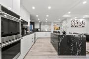 Top Woodland Hills
