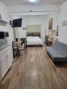 Charming Private Studio,Full Amenities, Great Location