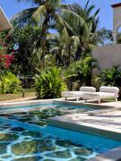 Beachfront Stay 2BR - Pools - AC