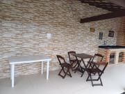Casa com 2 quartos, piscina, área gourmet e garagem