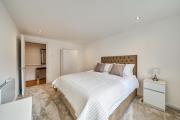Stylish 2Bed 2Bath Kensington Olympia Flat