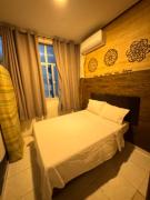 Vem curtir na praia e na cidade.