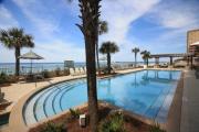 16th-floor condo with Gulf views beach access 2 pools hot tub & private W&D