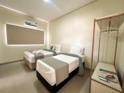 Casa 04 - Casa com 2 quartos, sendo uma suíte localizada próximo a rodoviária e o aeroporto