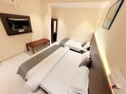 The Classic 12 Hotel