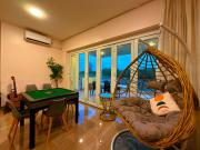 17 Pax Private Villa, Ferry Terminal Shuttle & Breakfast