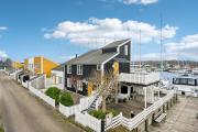 Flot 1 Sals Lejlighed Med Tårnværelse I Øer Maritime Ferieby
