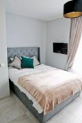Elegant City Center Apartment 7B Elegant City Center Apartment 7B
