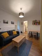 Apartment 2 steps from Montmartre