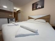 MG Apartments - Central Location