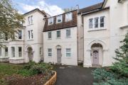 Peaceful 2 Bed Flat in Chiswick