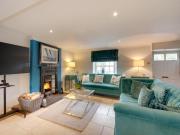 6 Bed in Richmond oc-g0178