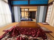 ブルーアートゲストハウス 2階フロア貸切 最大8名 広島の里山宿