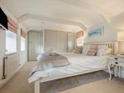 4 Bed in Trelights 44398