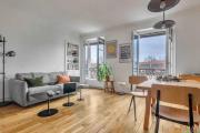 Bichat 3 - CI - Bright flat near Canal Saint Martin