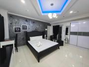 Signature Executive Studio Near Airport & Downtown