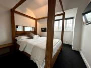 One-Bedroom flat in Cheam Village