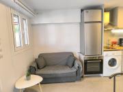 Cozy Apartment with Private Jacuzzi - Fiber Internet - Private Parking