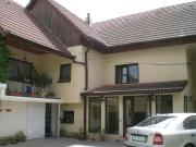 Saxon house&garden - half villa