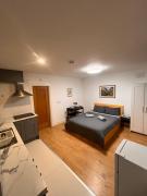 Phoenix Park Urban Studio 1