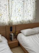 낙성대역 도보4분&투룸&퀸사이즈 침대 3개&강남역 16분&홍대입구역 30분&명동거리 38분