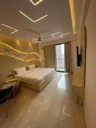 The Cosmic Stay