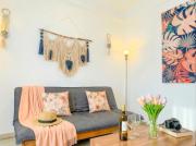 Private & Peaceful Suite Rooftop Pool Steps to Beach Fast WiFi Patio AC 2B