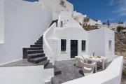 Top Oia