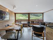 Séjour lumineux 3 pièces, 4 adultes, 2 enfants, WiFi, pieds des pistes - FR-1-562-18